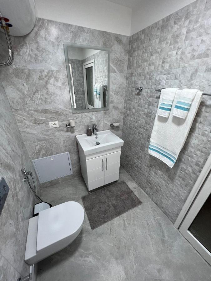 Florent'S Superb Studio, Free Parking & Garden!! Tiranë Luaran gambar
