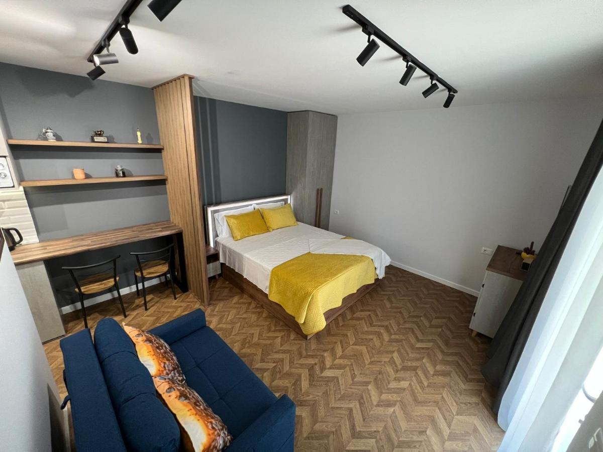 Florent'S Superb Studio, Free Parking & Garden!! Tiranë Luaran gambar